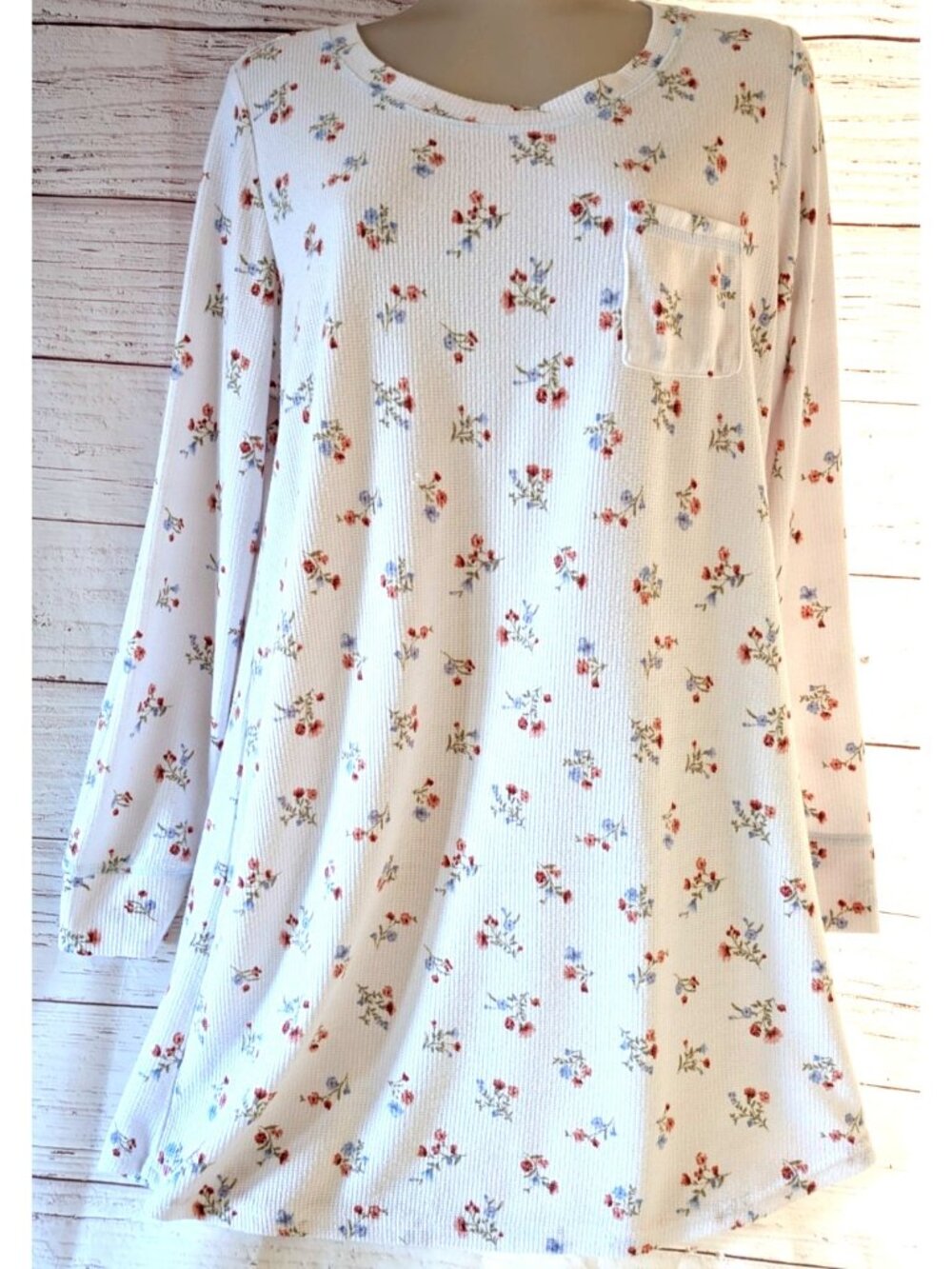 Laura Ashley Women's Nightgown Sleepwear White Floral Long Sleeve Knit Ribbed M